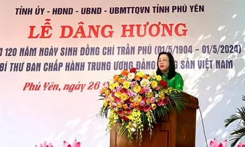 Dâng hương kỷ niệm 120 năm Ngày sinh đồng chí Trần Phú - Tổng Bí thư đầu tiên của Đảng