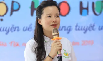 MC Minh Trang lại gây tranh cãi