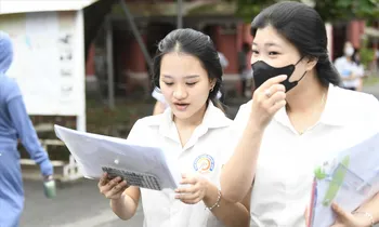 Thí sinh dự thi tốt nghiệp THPT năm 2025. Ảnh: NHƯ Ý
