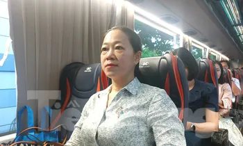Cán bộ đi xe đưa đón đến TPHCM làm việc dần ổn định