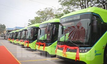 Hà Nội: Vận hành 17 xe buýt điện tuyến Mỹ Đình - Gia Lâm