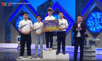 Nam sinh Hà Nội chiến thắng cuộc thi tuần Đường Lên Đỉnh Olympia sau màn rượt đuổi