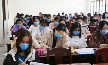 Trước thềm chuẩn bị đi học lại, sinh viên tất bật vì phải đối diện với nhiều nỗi lo toan