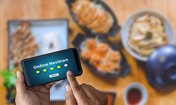 Liên tục nhận tiền và viết review "dỏm" về các quán ăn, một người Hàn lĩnh án 10 tháng tù