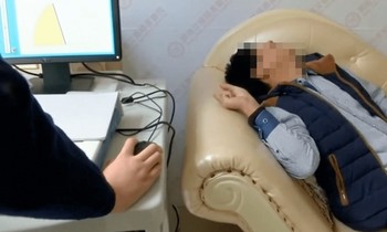 Cô gái ở Trung Quốc bắt bạn trai trải nghiệm cảm giác sinh nở giả trước khi cưới