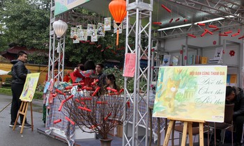 Bói thơ ở Ngày Thơ Việt Nam 2023
