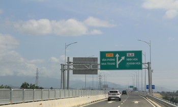 Phương tiện nào bị cấm đi trên các cao tốc vừa thông xe?