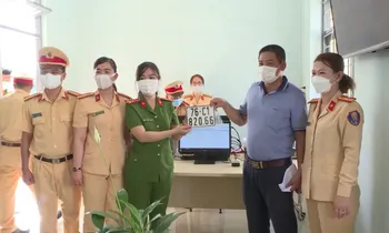 Hai đầu số – Một tỉnh mới: Biển 76 và 82 cùng song hành trên đường Quảng Ngãi