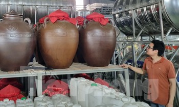 Ủng hộ việc siết nồng độ cồn, làng nghề nấu rượu chuyển hướng làm ăn mới