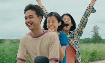 Đã thích 'Tình người duyên ma' thì sao bạn có thể bỏ qua 'Tình chị duyên em'?