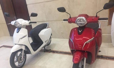 Mẫu xe máy điện đầu tiên của Vinfast lộ diện