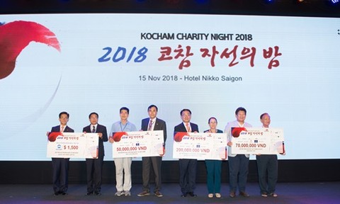 BẢN TIN THANH NIÊN: Đêm từ thiện Kocham