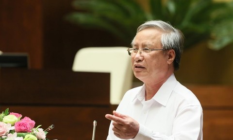 Ông Trần Quốc Vượng: Đi cơ sở mà tổ chức đoàn xe dài dằng dặc 'rất phản cảm'