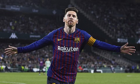 Messi lập hat-trick, áp sát ‘siêu kỷ lục’ của Ronaldo