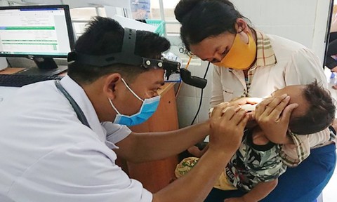 Bệnh bạch hầu hoành hành Tây Nguyên: Những bản cam kết lạ