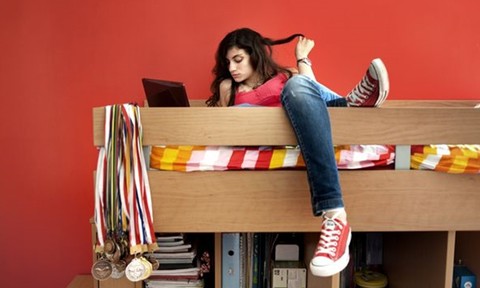 Khám phá bản thân: Những cuốn sách tới cái tủ lạnh trong nhà có thể nói gì về bạn?