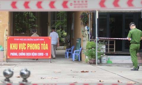 Phong toả 2 toà nhà ở 'phố chung cư' Đà Nẵng có cư dân mắc COVID-19