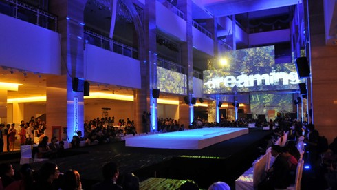 Đẹp Fashion Show 09: Giấc mơ bị lặp lại