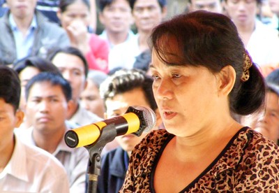 Bảo mẫu 'tắm đòn' trẻ lĩnh 24 tháng tù giam