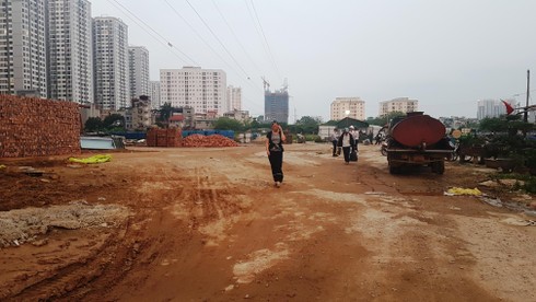 Cận dự án đường BT chưa động thổ, đất đối ứng đã rao bán