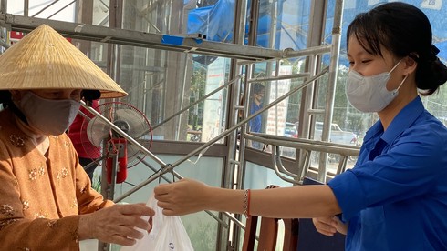 Hơn 49.000 kg, gần 50.000 quả trứng tiếp sức 'ATM gạo' Bình Định
