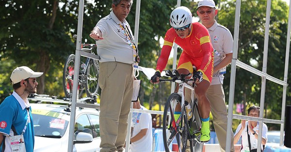 Yên xe đạp tính giờ Triathlon  Fizik Transiro Mistica Kium  Vua Xe Đạp