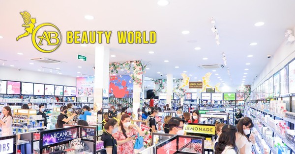 AB Beauty World chi nhánh trường chinh 'đông nghẹt' trong ngày khai trương
