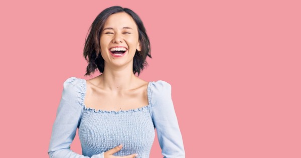 Tại sao khóe miệng sâu khi cười lại là điều tốt cho sức khỏe của bạn