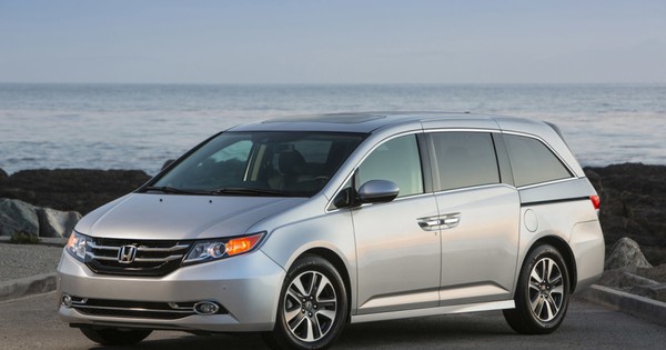 Honda Odyssey gặp lỗi khóa ghế ở Mỹ