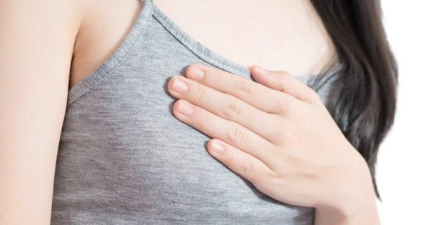 Ngực nổi mẩn đỏ có thể là dấu hiệu của vấn đề sức khỏe nghiêm trọng không?