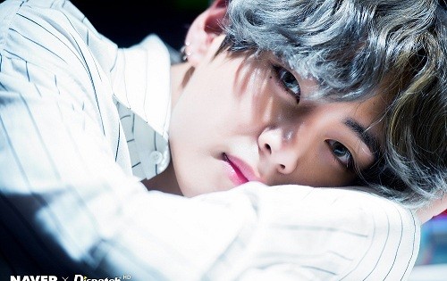 Trong thế giới fangirl: Họ nói Taehyung đã thay đổi, còn tôi thấy Taehyung trưởng thành Trong thế giới fangirl: Họ nói Taehyung đã thay đổi, còn tôi thấy Taehyung trưởng thành