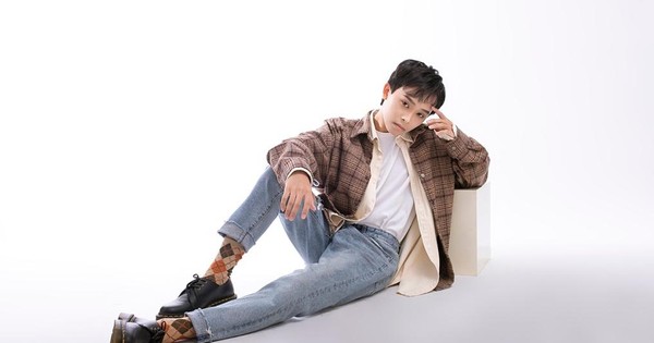Hồ Văn Cường chụp ảnh cùng fan, lộ dấu hiệu khiến khán giả 'thở phào nhẹ nhõm'