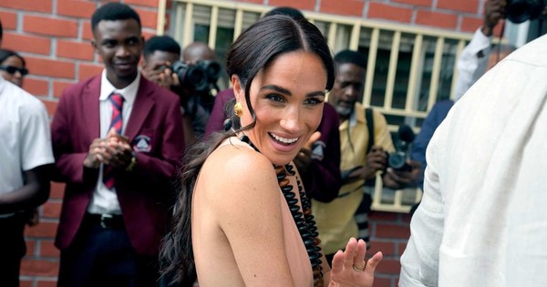 Meghan Markle bị chê cười