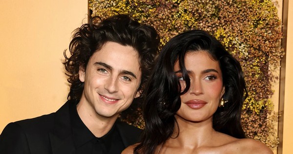 Kylie Jenner chính thức ra mắt bố của Timothée Chalamet, sẽ có đám cưới đầu  năm mới?