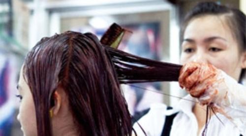 Thuốc nhuộm tóc dị ứng: Bạn có thể đã từng gặp phải vấn đề với thuốc nhuộm tóc dị ứng nhưng không biết phải làm gì. Hãy xem hình ảnh liên quan để có thêm thông tin và giải đáp thắc mắc, cũng như tìm giải pháp an toàn và hiệu quả.