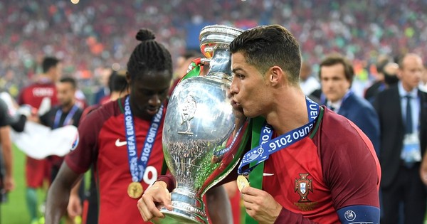 Trong những giải đấu quốc tế lớn khác, Bồ Đào Nha đã giành được những danh hiệu gì?
