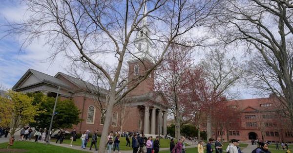 Sinh viên Trung Quốc ở Đại học Harvard trở thành ‘người tị nạn’ sau lệnh cấm của chính quyền Tổng thống Mỹ Trump