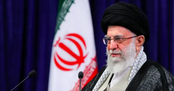 Iran tuyên bố Israel sẽ phải 'trả giá đắt', Nhà Trắng họp khẩn