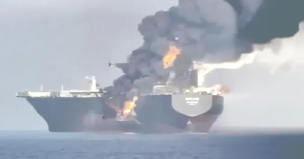 Hai tàu chở dầu đâm nhau, nghi liên quan xung đột Israel – Iran
