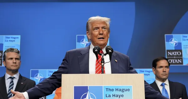 Tổng thống Mỹ Trump nói sắp đàm phán hạt nhân với Iran; tín hiệu mới từ Tehran