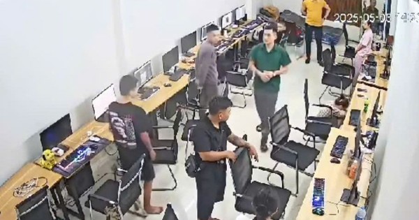 Hà Nội: Tạm đình chỉ công tác cán bộ công an phường bị tố đánh một cô gái