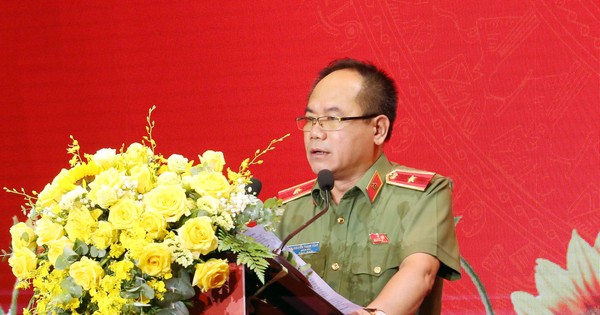 Công an Hà Nội biểu dương, tôn vinh gương điển hình trong phong trào thi đua ‘Vì an ninh Tổ quốc’