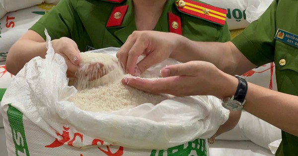 Hà Nội: Hai chủ cửa hàng bắt tay sản xuất, tiêu thụ hàng chục tấn gạo ST25 giả
