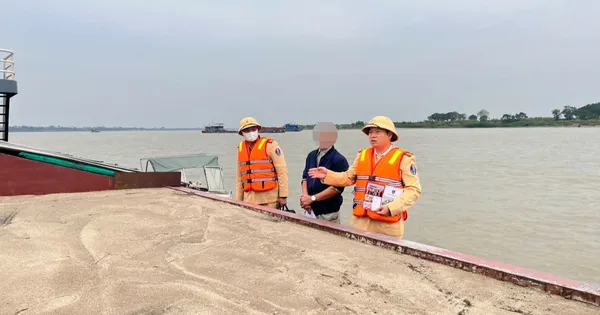 Hà Nội mở cao điểm truy quét 'cát tặc' trên sông