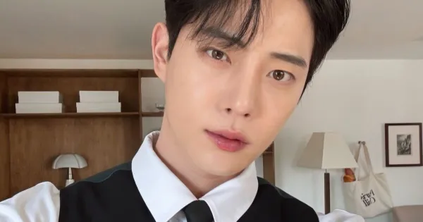Bi kịch làng mẫu: Người mẫu Kim Jong Suk qua đời đột ngột ở tuổi 29, tang lễ trang nghiêm được tổ chức