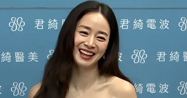 Kim Tae Hee ở tuổi 45