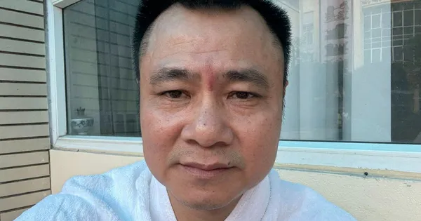 NSND Tự Long xin lỗi
