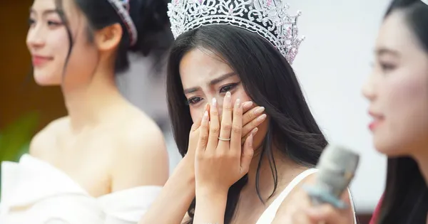 Hoa hậu Hà Trúc Linh về báo Tiền Phong: 'Từ nay chúng ta là người một nhà'