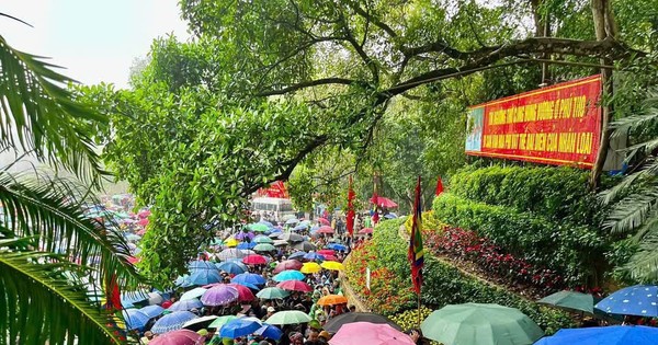Tạo điều kiện tốt nhất để người dân về dự lễ Giỗ Tổ an toàn, tránh chen lấn, xô đẩy