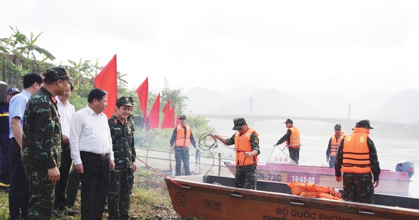 Điều tiết giao thông để phục vụ rà phá bom mìn ở hạ lưu sông Đà trong một tháng